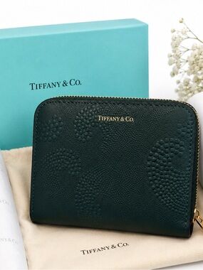Tiffany & Co. Green Waves and Gold Zippered Wallet